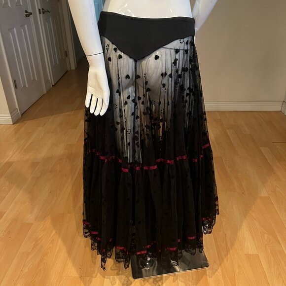 VINTAGE BETSEY JOHNSON PUNK LABEL FLOCKED HEARTS SHEER MAXI TULLE SKIRT ONE SIZE - Picture 5 of 7